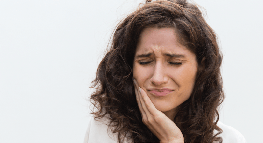 سلام مدتیه لثه هام متورم شده میخواستم علتش رو بدونم و چیکار باید بکنم؟ 1 آبسه یا عفونت دندان و درمان آن